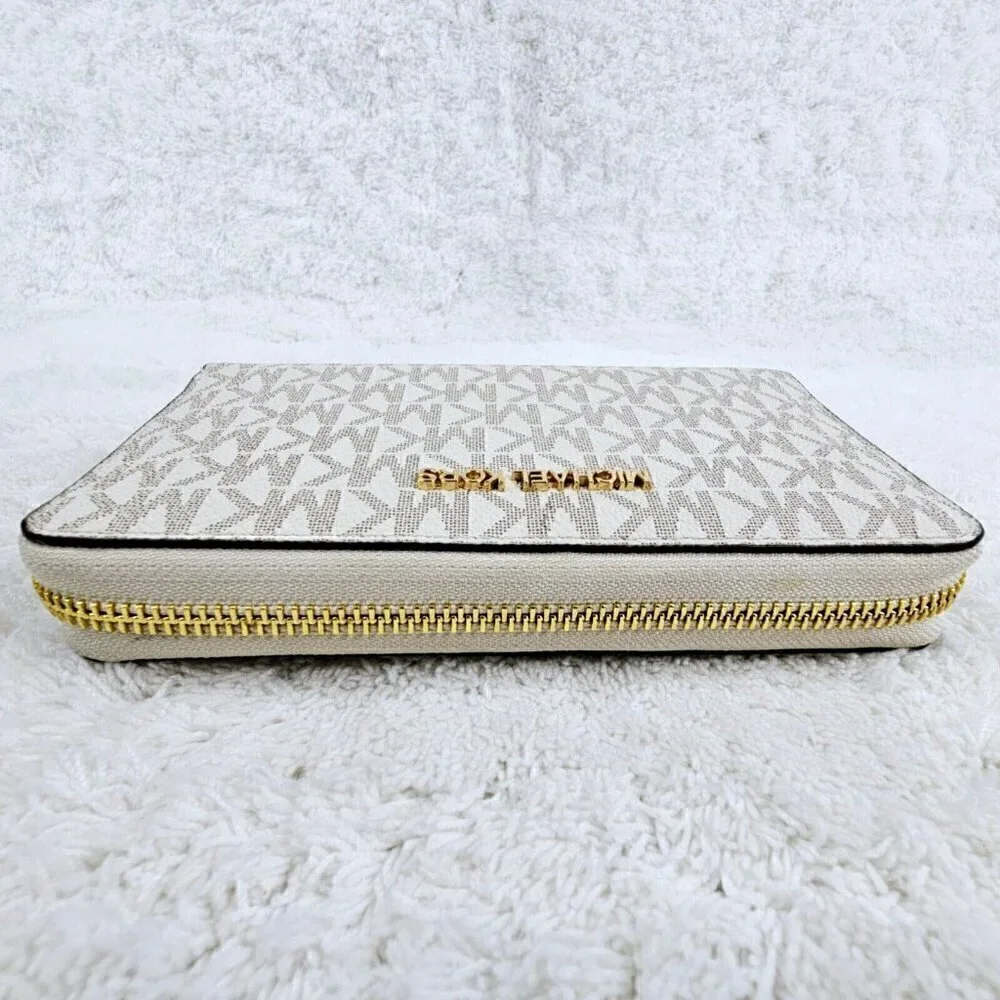 MICHAEL KORS Vanilla Canvas Jet Set Travel Large Continental Wallet Wristlet EUC